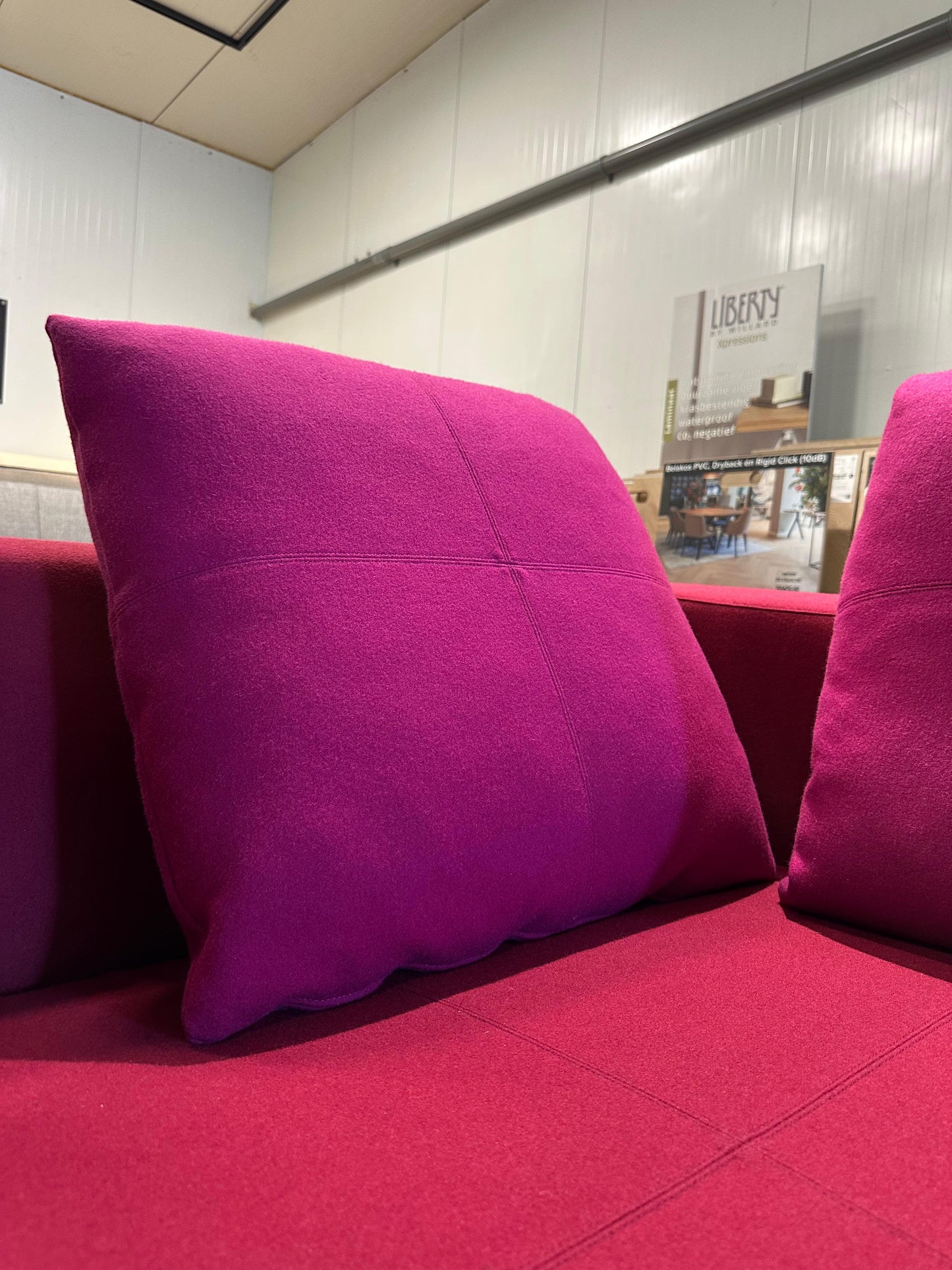 B&B Italia Fucsia Hoekbank Rood/Roze – NP: €12.999