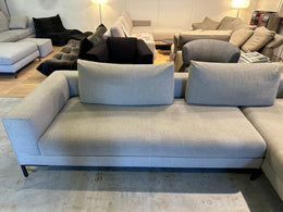ZGAN Design on Stock Bloq Hocker Lichtbruin