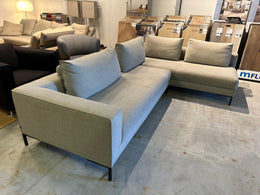 ZGAN Design on Stock Bloq Hocker Lichtbruin