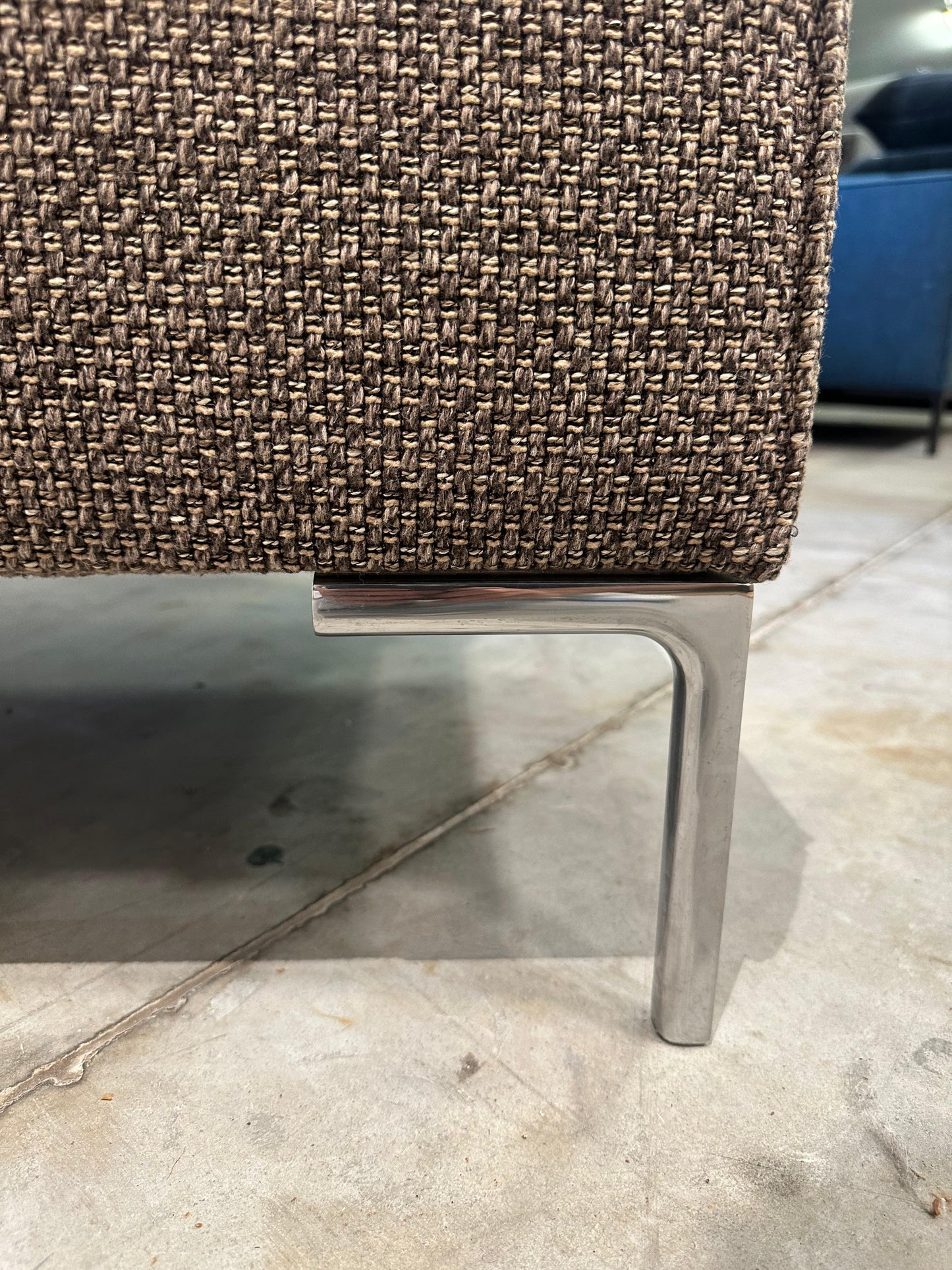 Design on stock Bloq Hocker