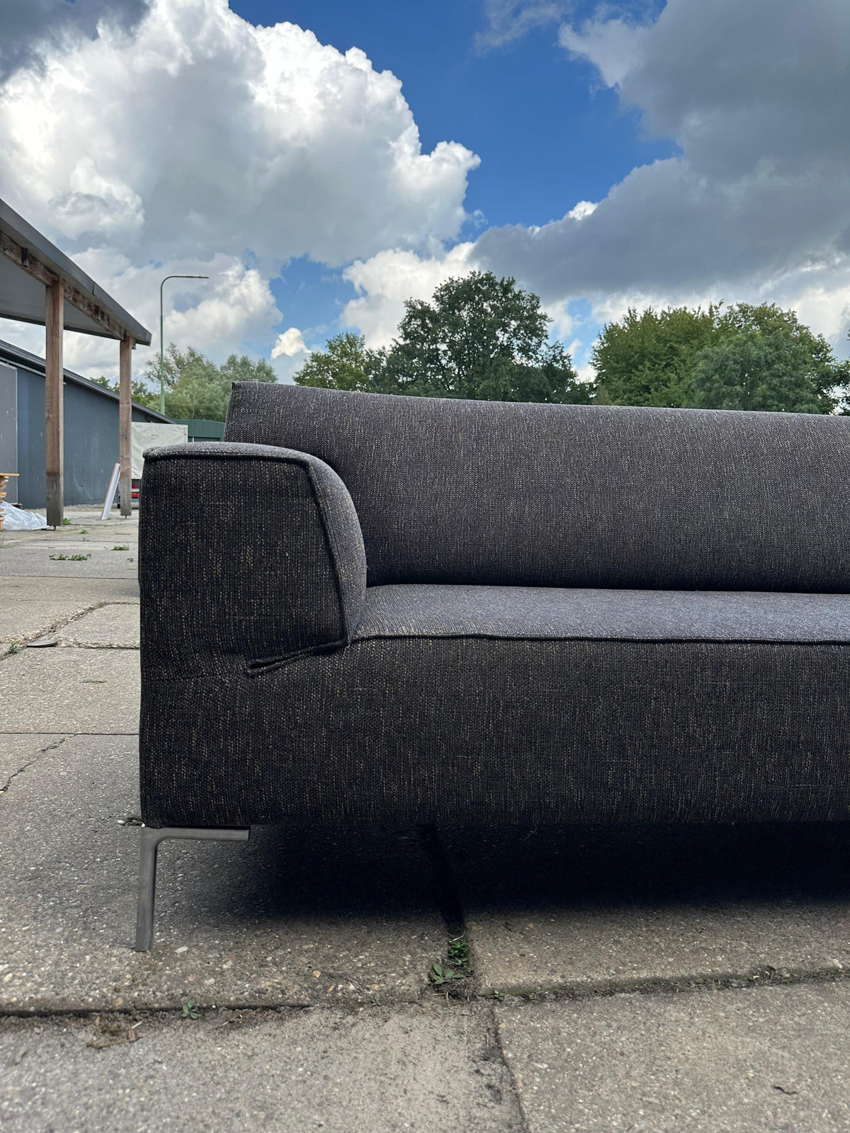 Design on Stock Bloq 3-Zits Bank Bruin – NP: €5.500