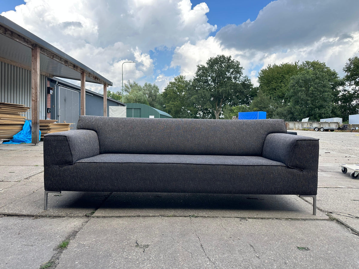 Design on Stock Bloq 3-Zits Bank Bruin – NP: €5.500
