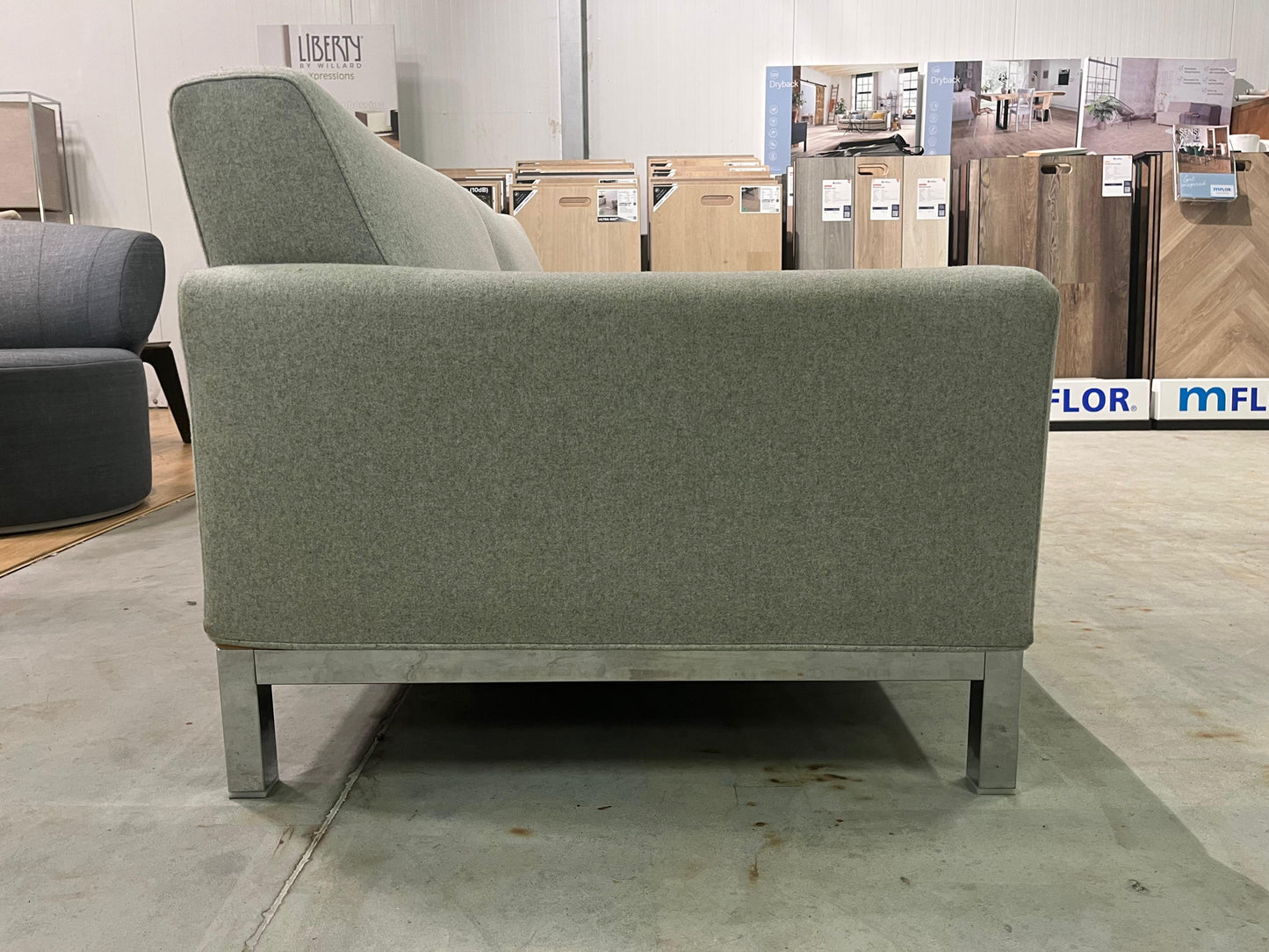 Minotti 2.5-Zits Bank Grijs Compact – NP: €7.000