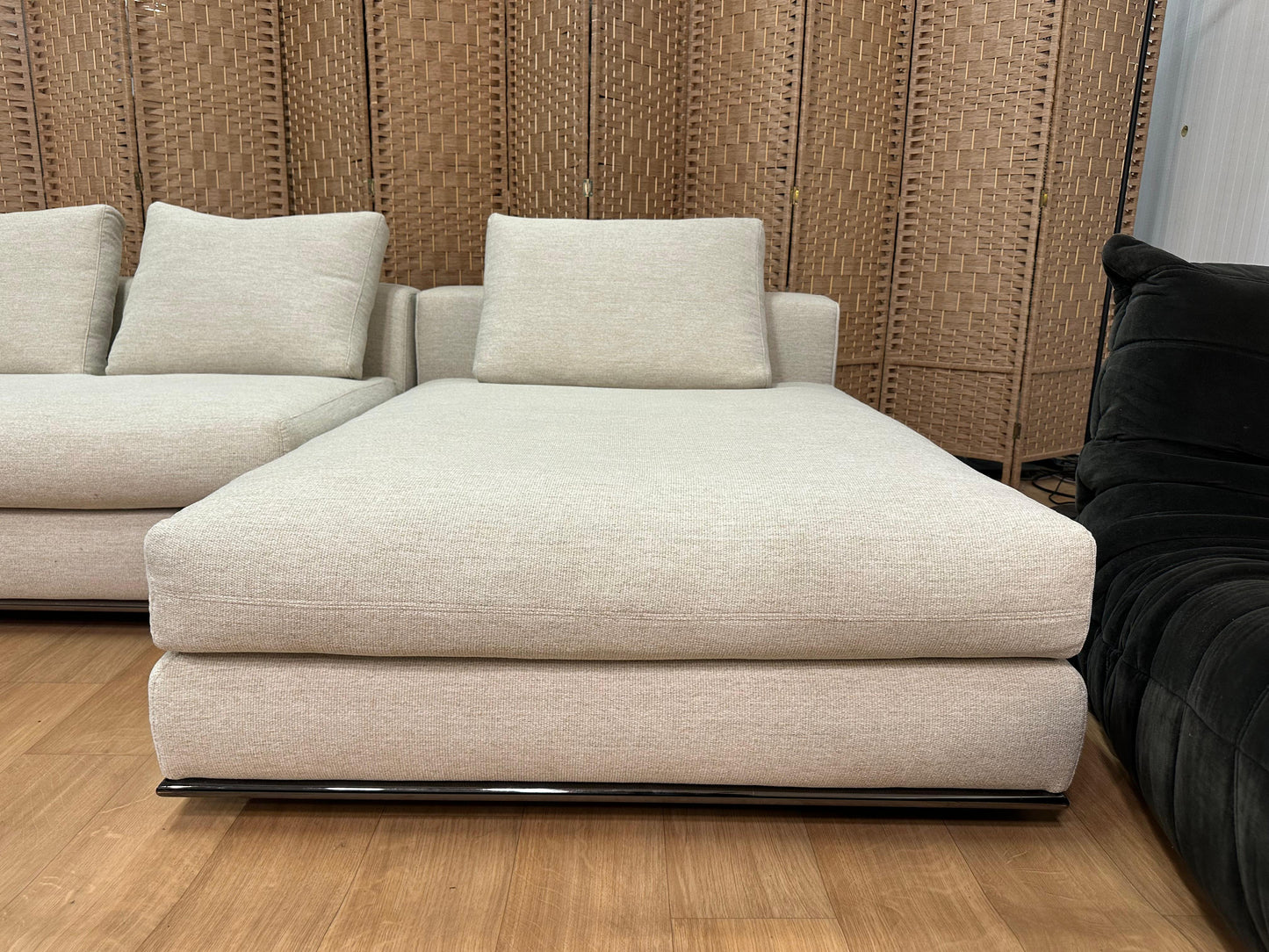 Nieuw Geherstoffeerde Minotti Hamilton Hoekbank NP: €21.000