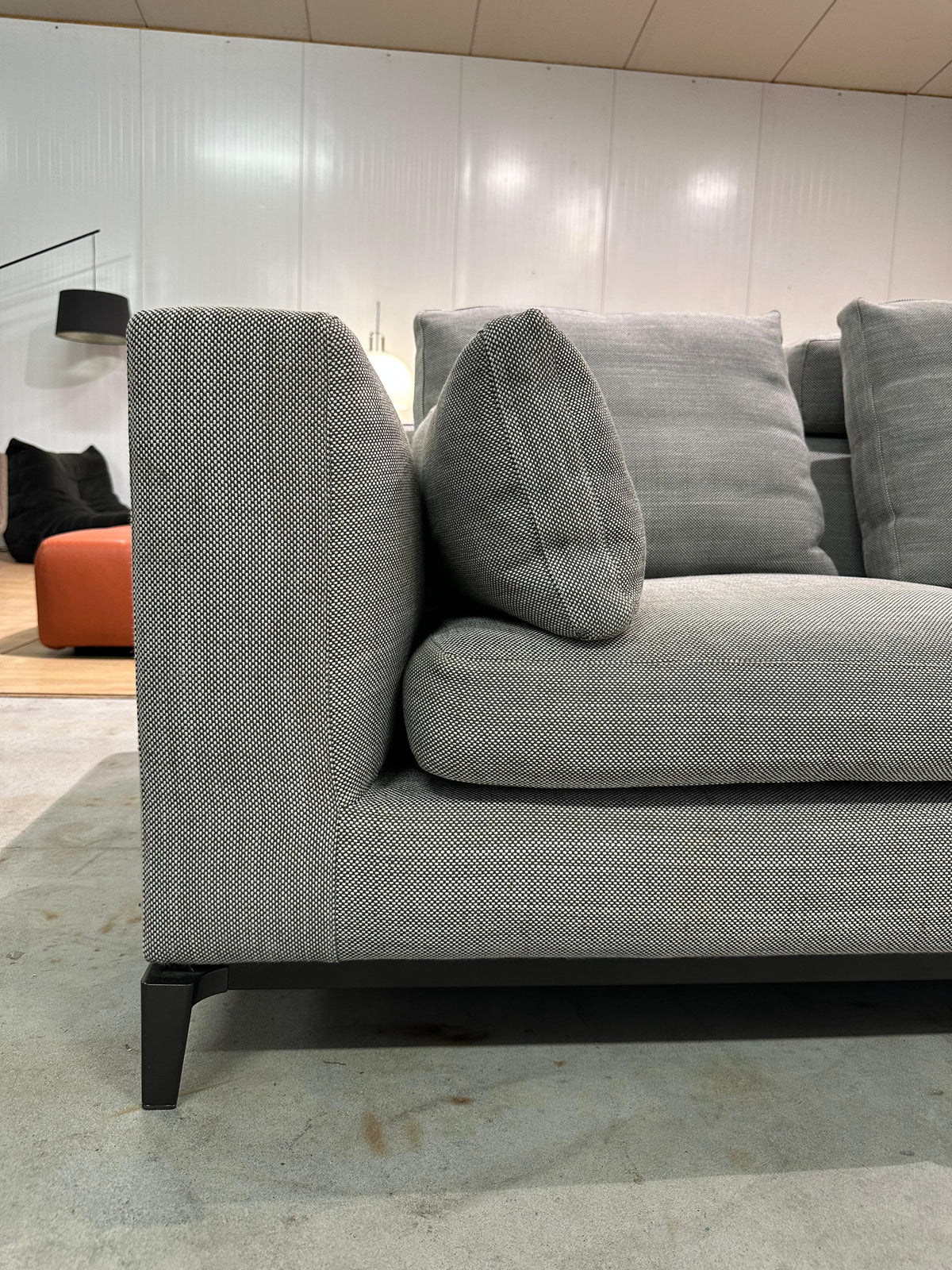 Minotti Andersen 3/4-Zits Grijs + Hoofdsteun – NP: €12.000