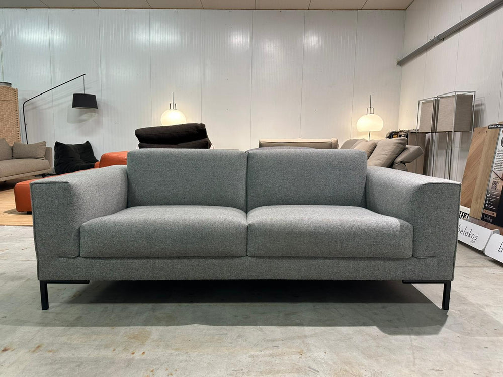 NIEUWSTAAT 2.5-zits Design on Stock Aikon – Ploegwol