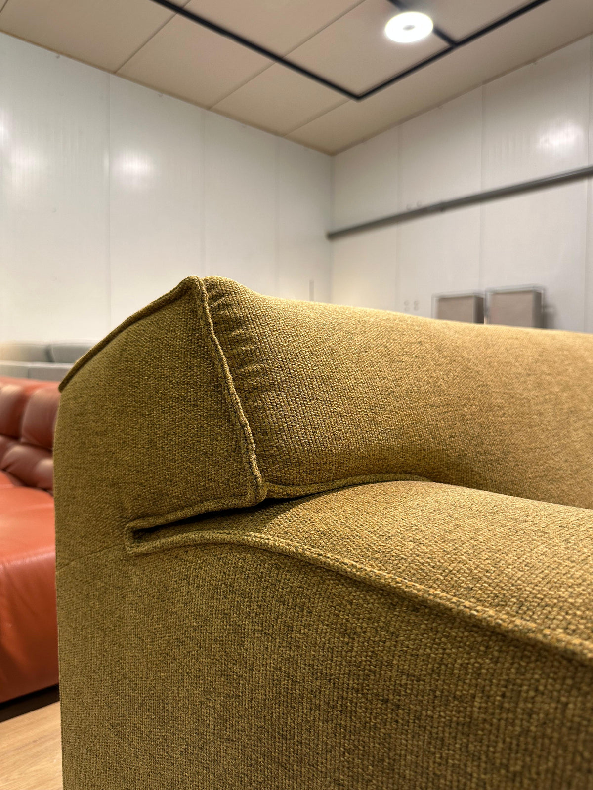 Nieuw Design on Stock Bloq 2.5-Zits Bank – NP: €8.000