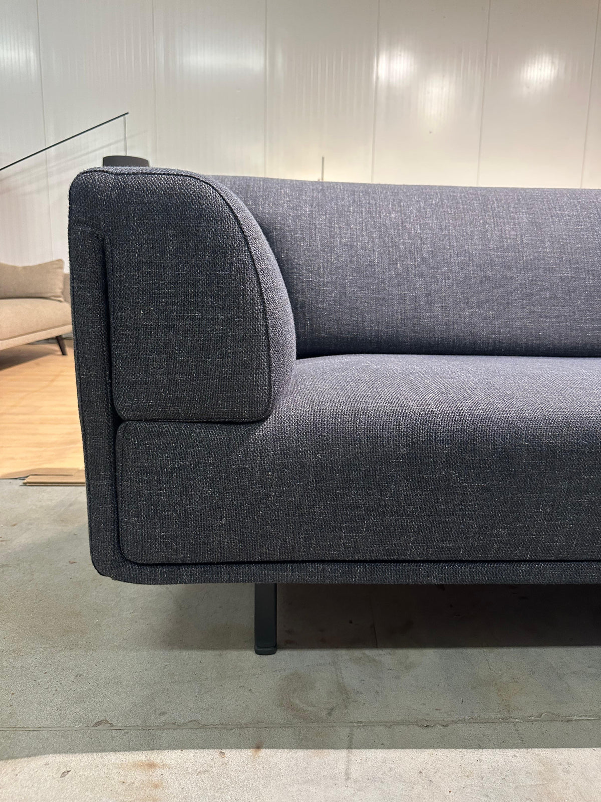 ZGAN Eyye Dura Hoekbank Deep Blue – NP: €8.000