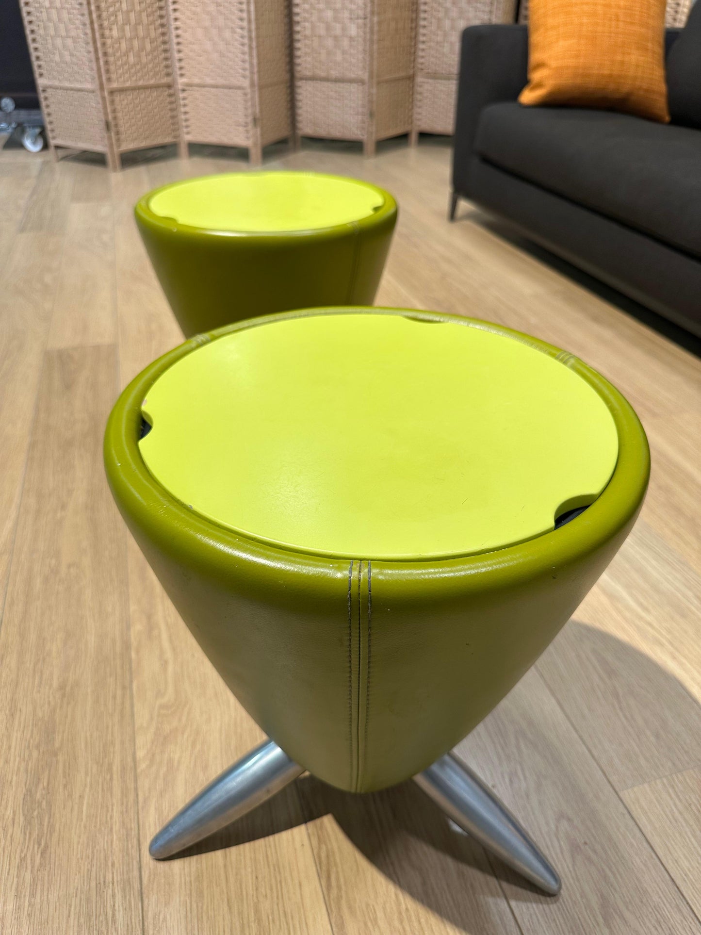 Leolux Tamtam Bongo Groen – NP: €1.200 p/st