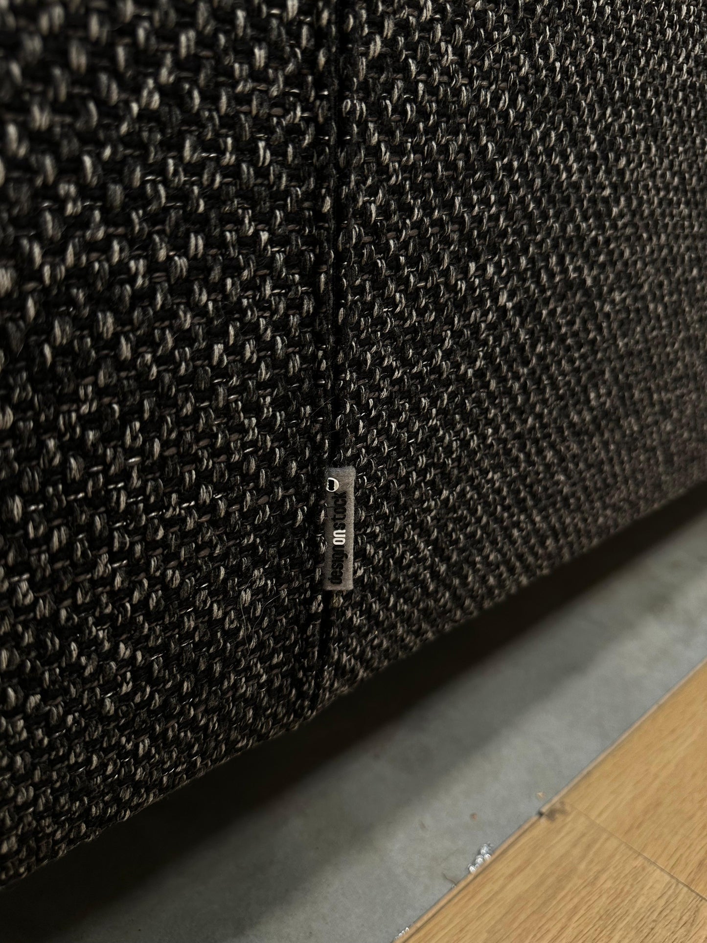 Design on Stock Bloq XXL Hoekbank + Hocker – NP: €8.000