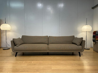 ZGAN Design on Stock Byen 5-Zits Taupe – NP: €6.500
