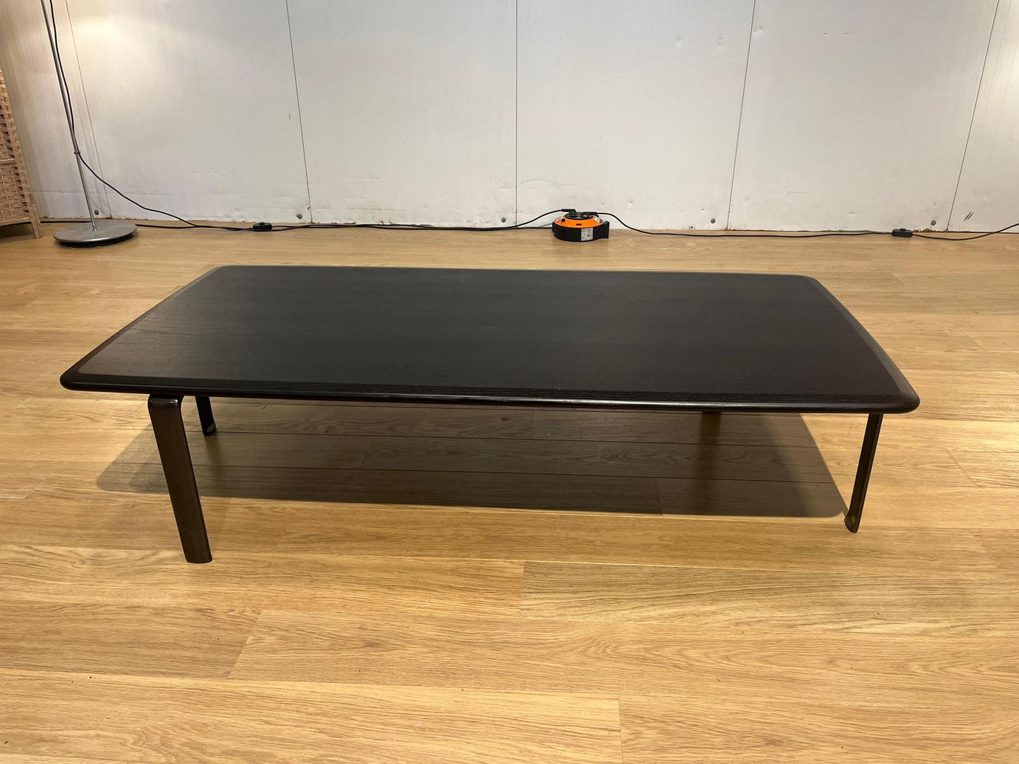 ZGAN Minotti Perry Salontafel – NP: €4.500