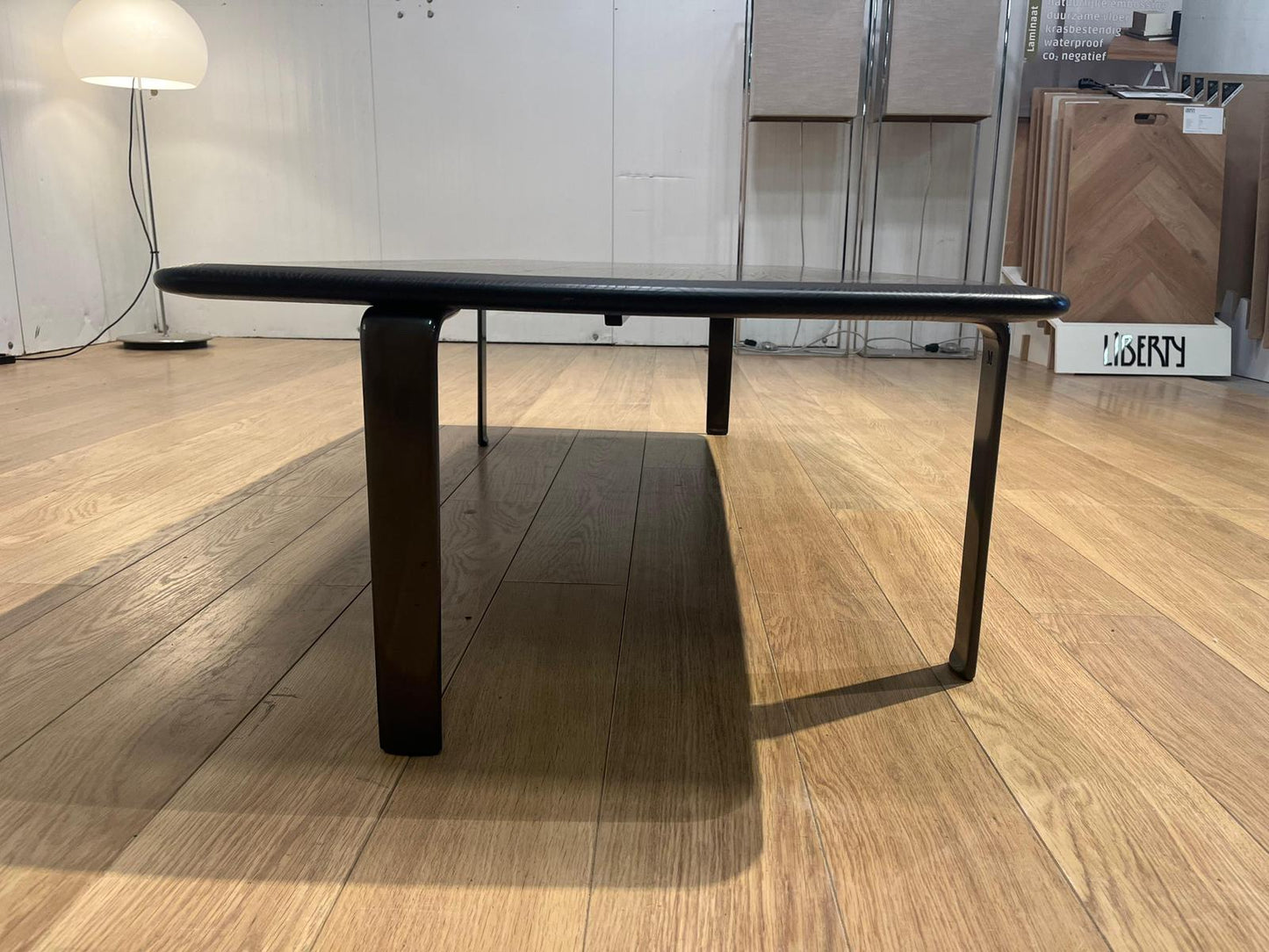 ZGAN Minotti Perry Salontafel – NP: €4.500