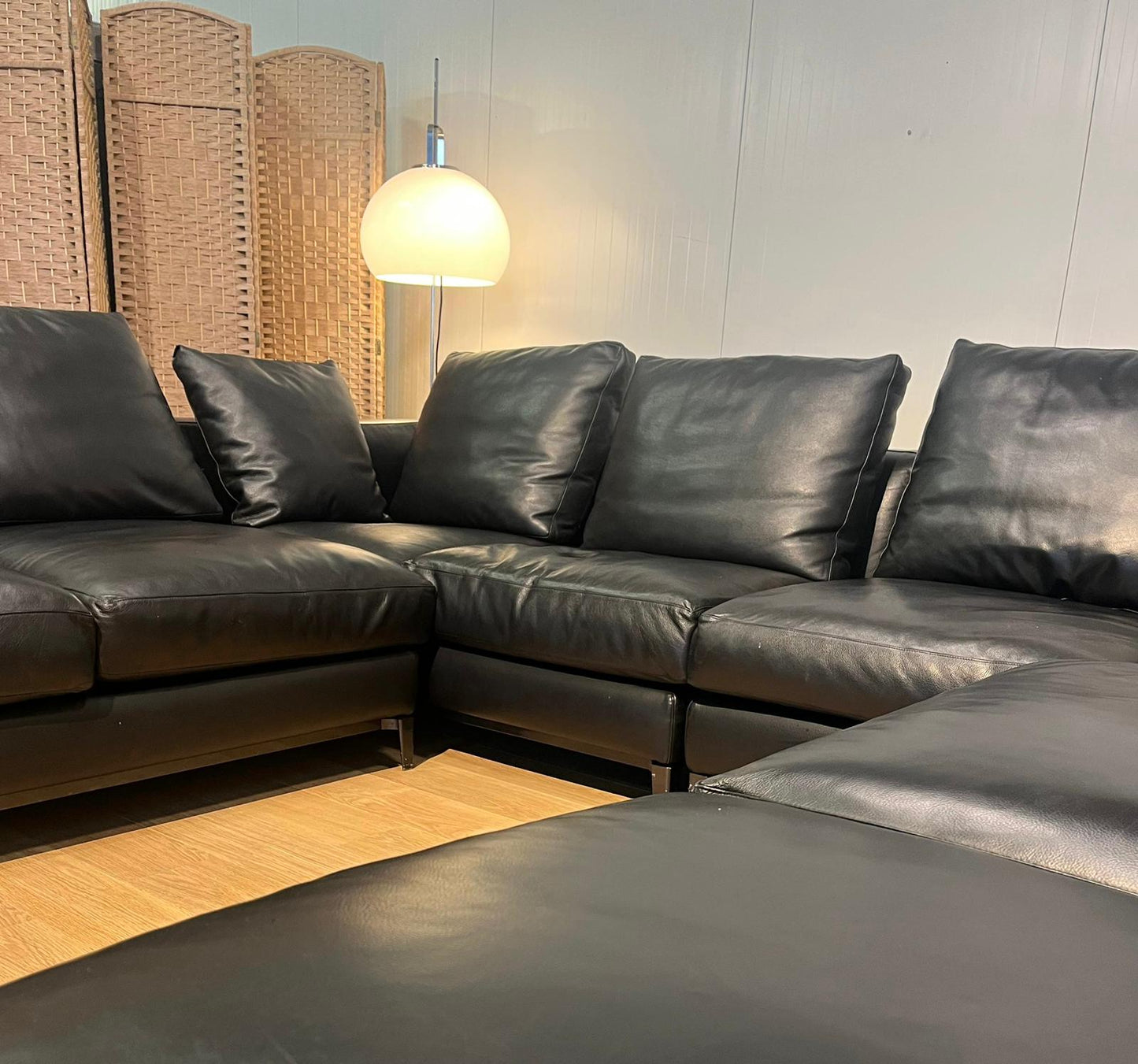 Minotti Andersen 4-Delige Zwarte Leren Hoekbank NP: 35.000