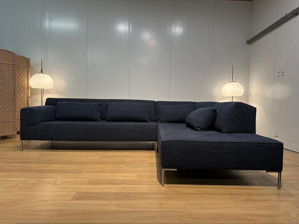 Design on Stock Bloq XXL Donkerblauw – NP: €7.500