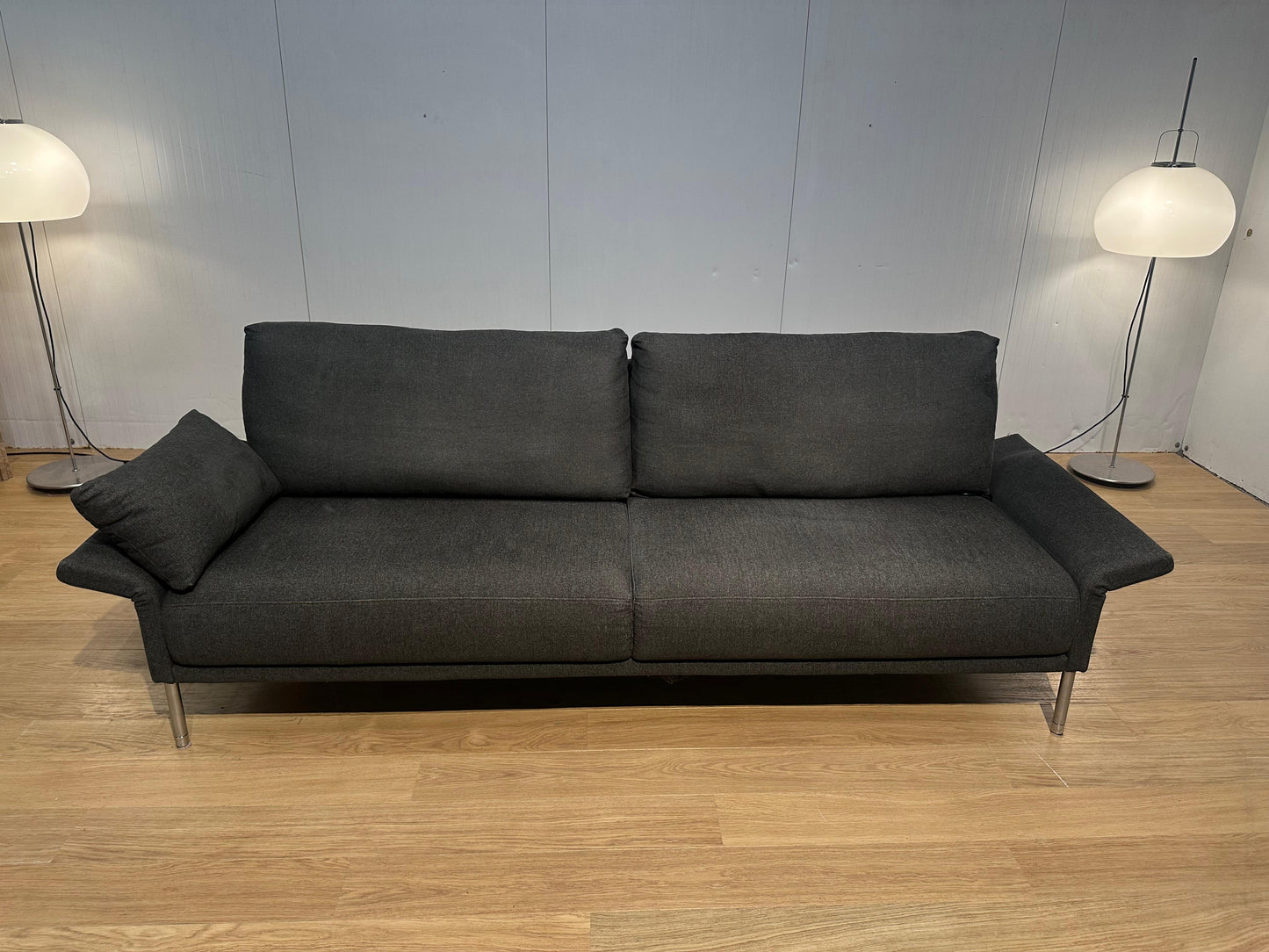 Rolf Benz Cara 3-Zits + Voetenbank – NP: €9.000