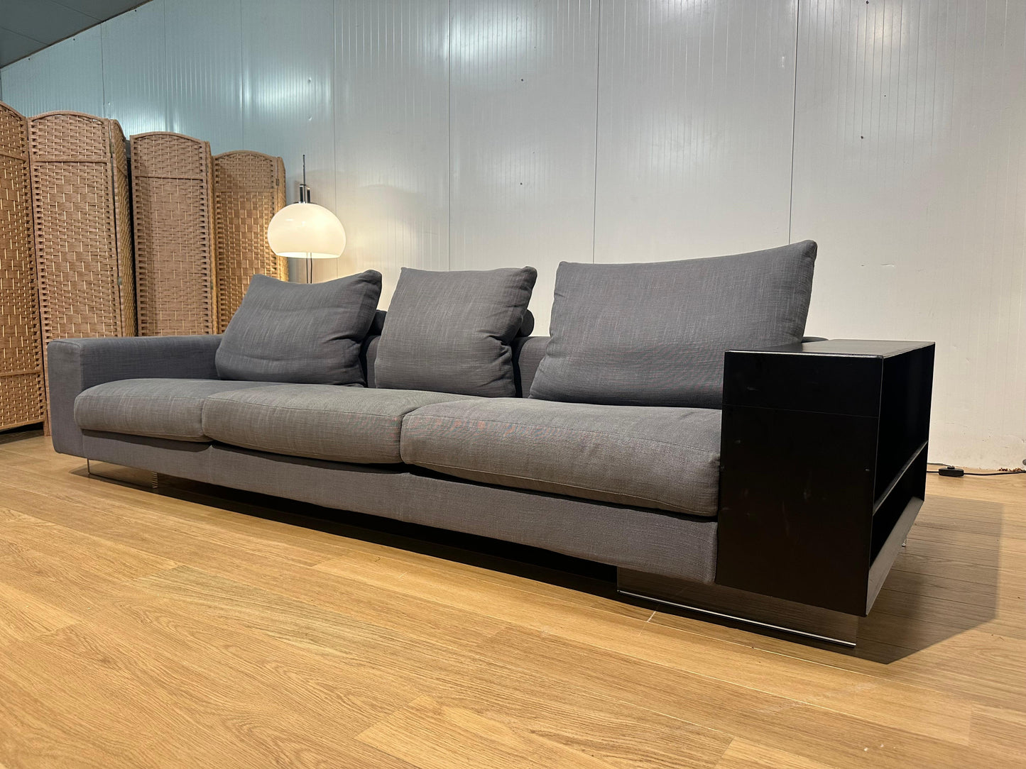 ZGAN Flexform Lightpiece 4-Zits Bank Grijsblauw NP: €12.000