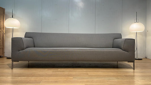 NIEUWSTAAT Design on Stock Bloq 4-Zits Ploegwol – NP: €4.500