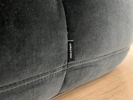 Ligne Roset Togo 1 zit + Poef Suède – NP: €5.000