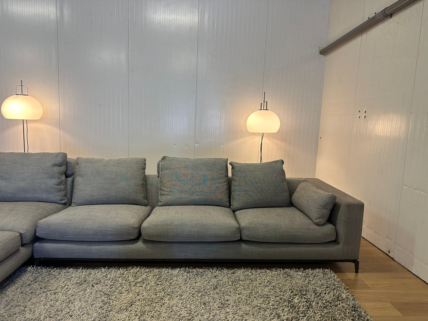 ZGAN Minotti Andersen Hoekbank Grijs Gemêleerd – NP: €25.000