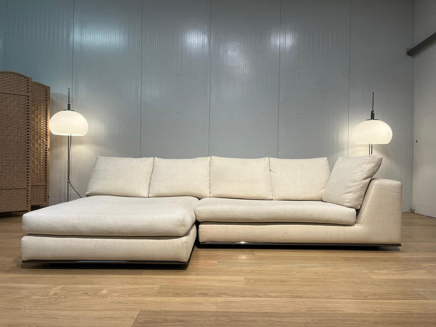 Minotti Hamilton Hoekbank – Ter Herstoffering - Kies uw stof