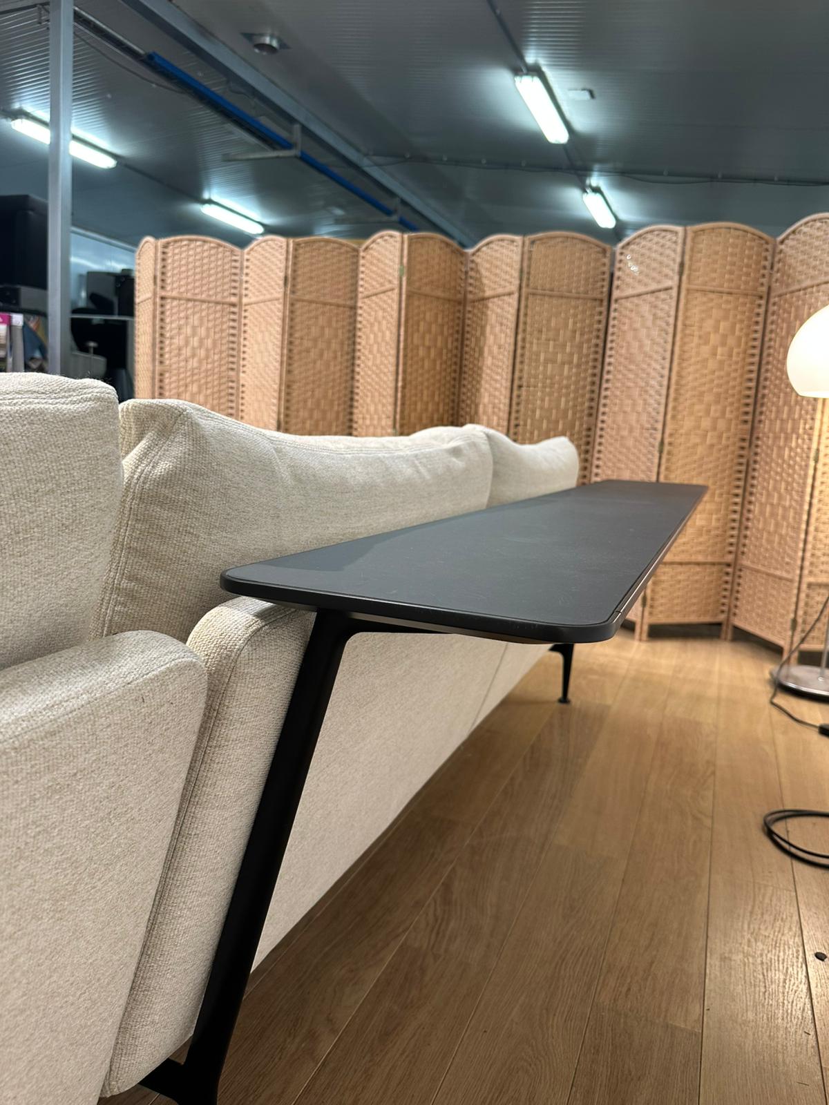 Vitra Suita Hoekbank + Plate Table – Ecru