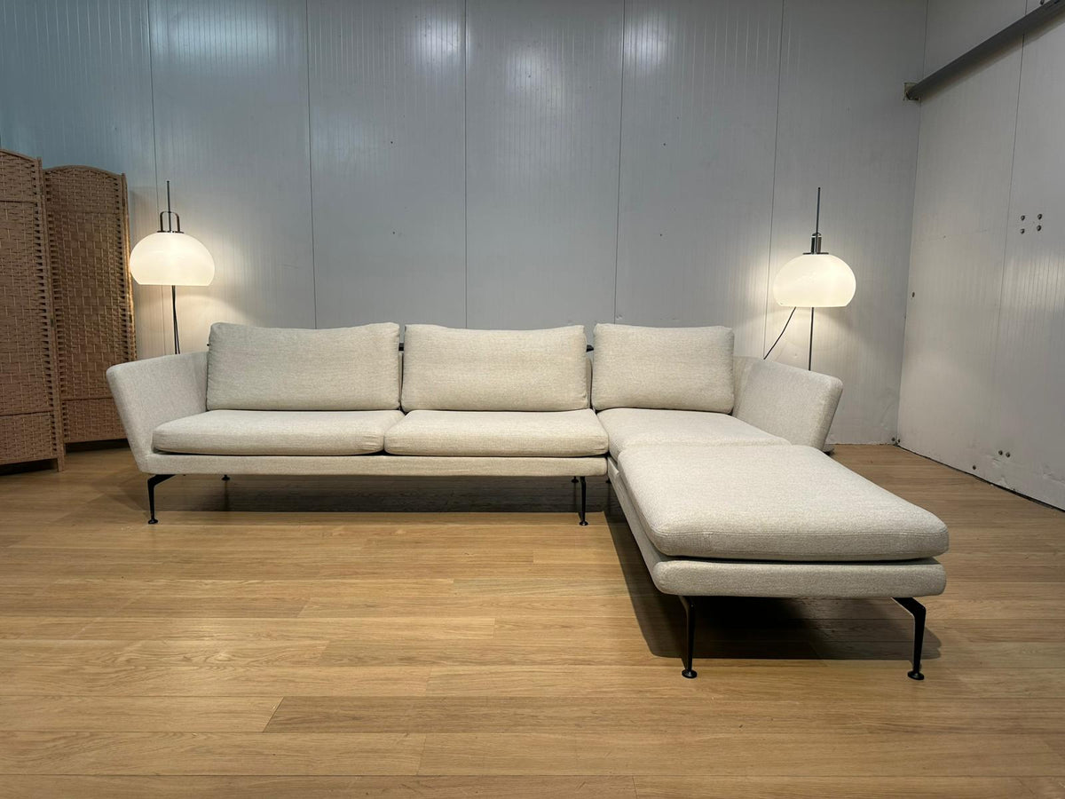 Vitra Suita Hoekbank + Plate Table – Ecru