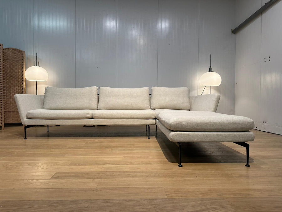 Vitra Suita Hoekbank + Plate Table – Ecru