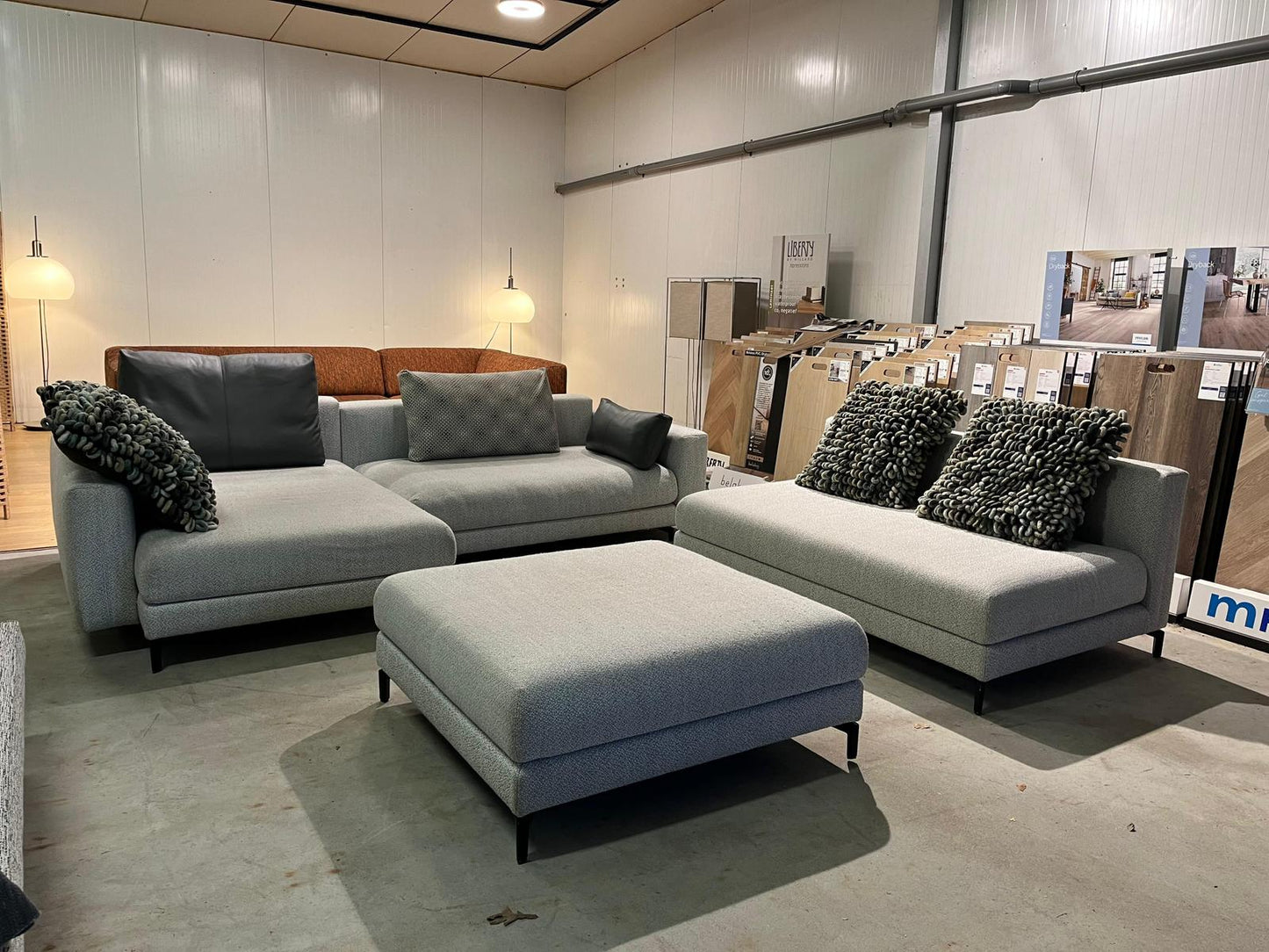 Rolf Benz Nuvola Hoekbank + Hocker – NP: €15.000