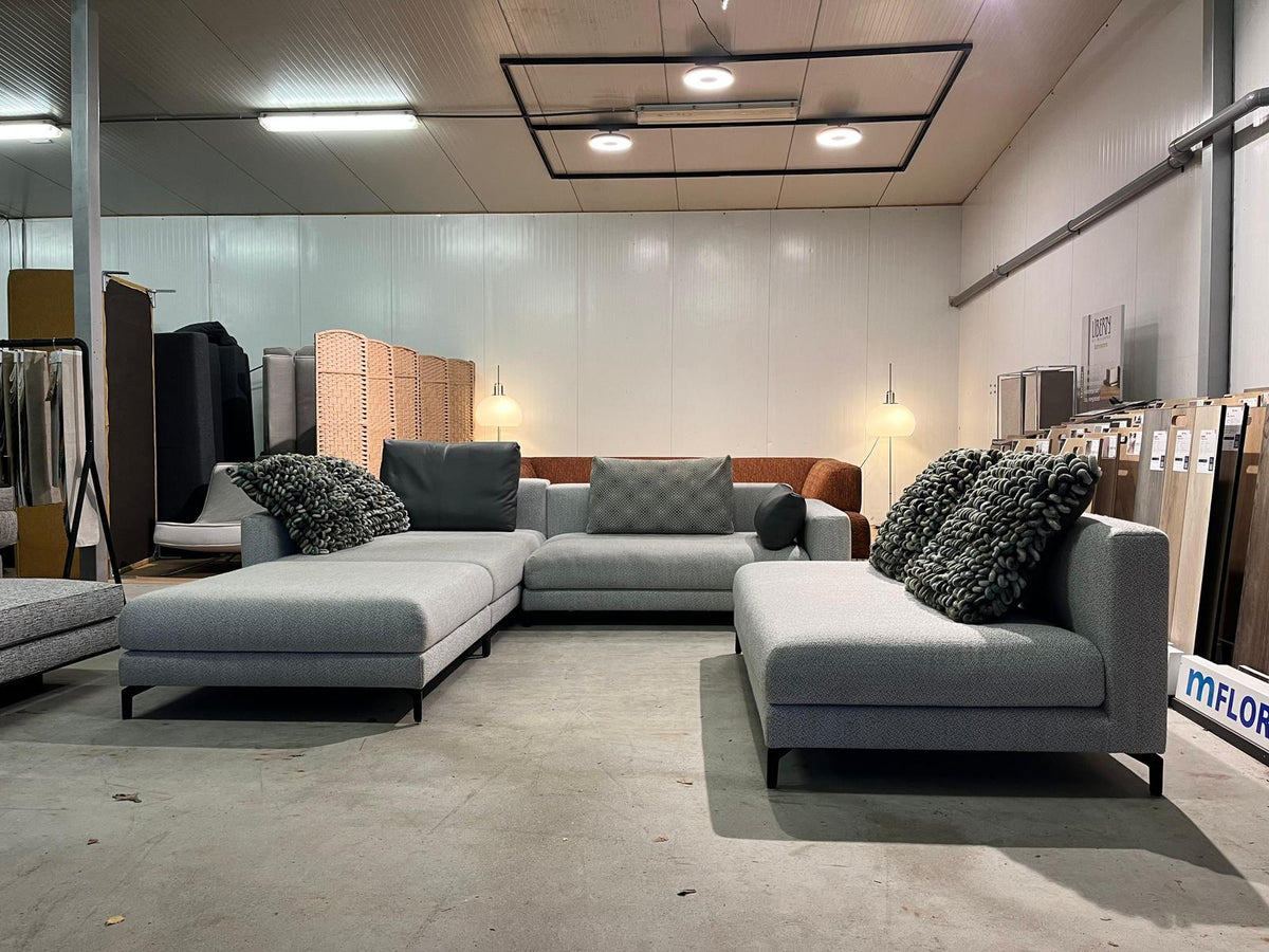 Rolf Benz Nuvola Hoekbank + Hocker – NP: €15.000