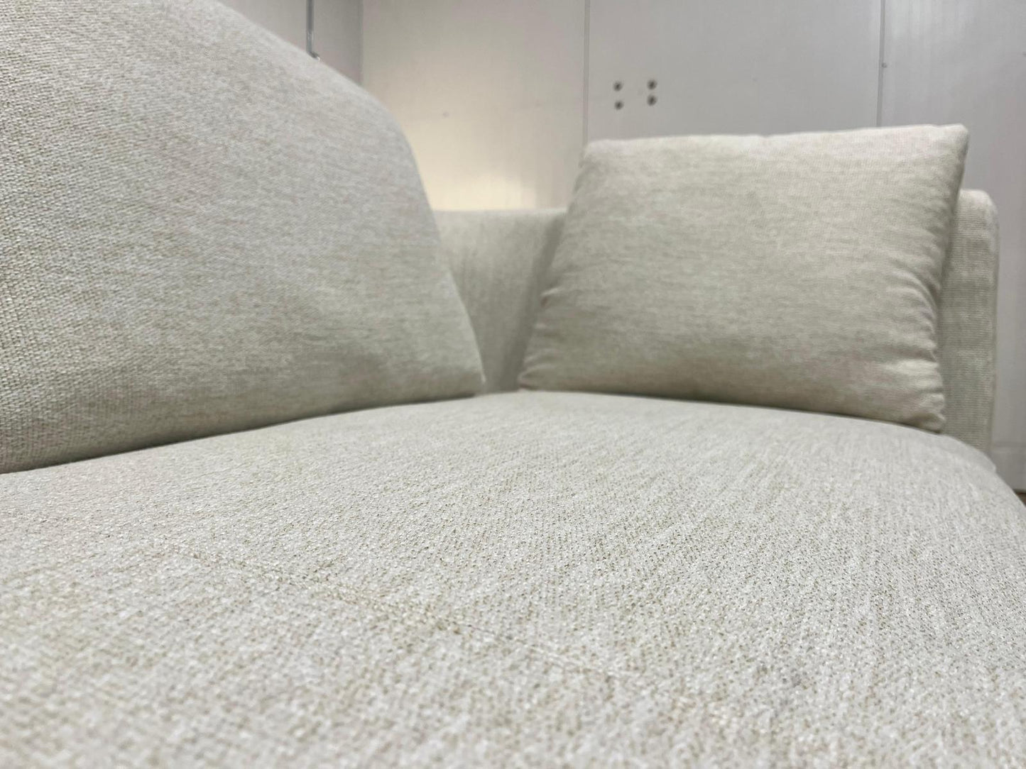 2x Nieuw Gestoffeerd B&B Italia Charles 3 Zits in Ecru