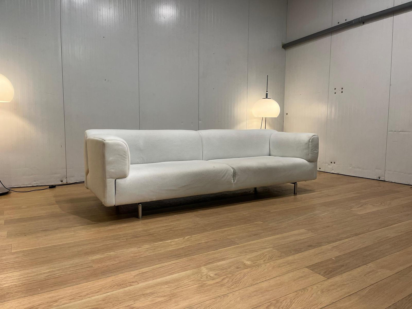 Cassina MET 3-Zits Bank – Ter Herstoffering WEG=WEG