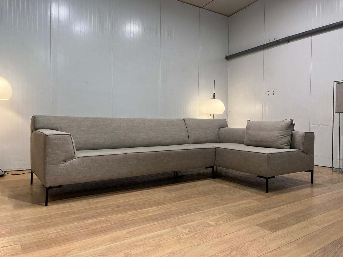 ZGAN Design on Stock Bloq Hoekbank Beige + Extra Kussen