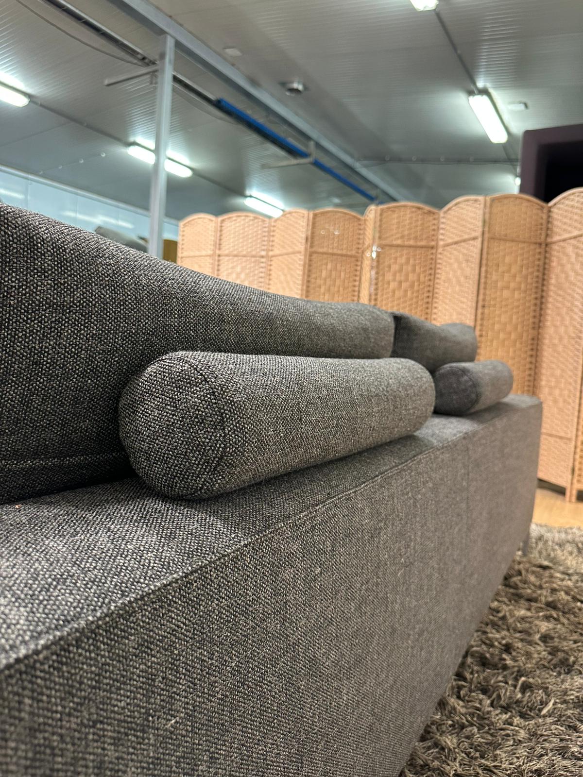 ZGAN Design on Stock Aikon Lounge 4 Zits Antraciet