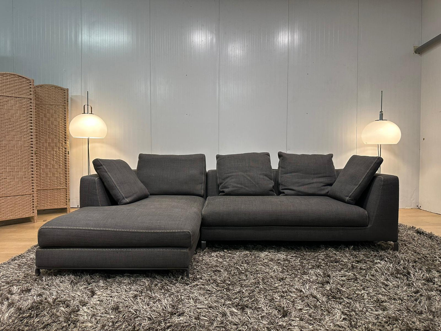 B&B Italia Ray Hoekbank Antraciet + Optioneel Tapijt