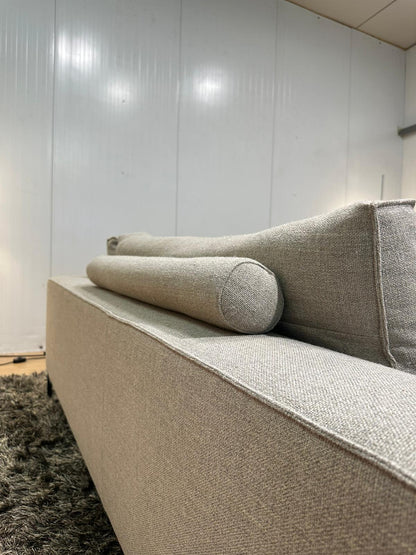 Nieuwstaat Design on Stock Aikon Lounge – NP: €8.500