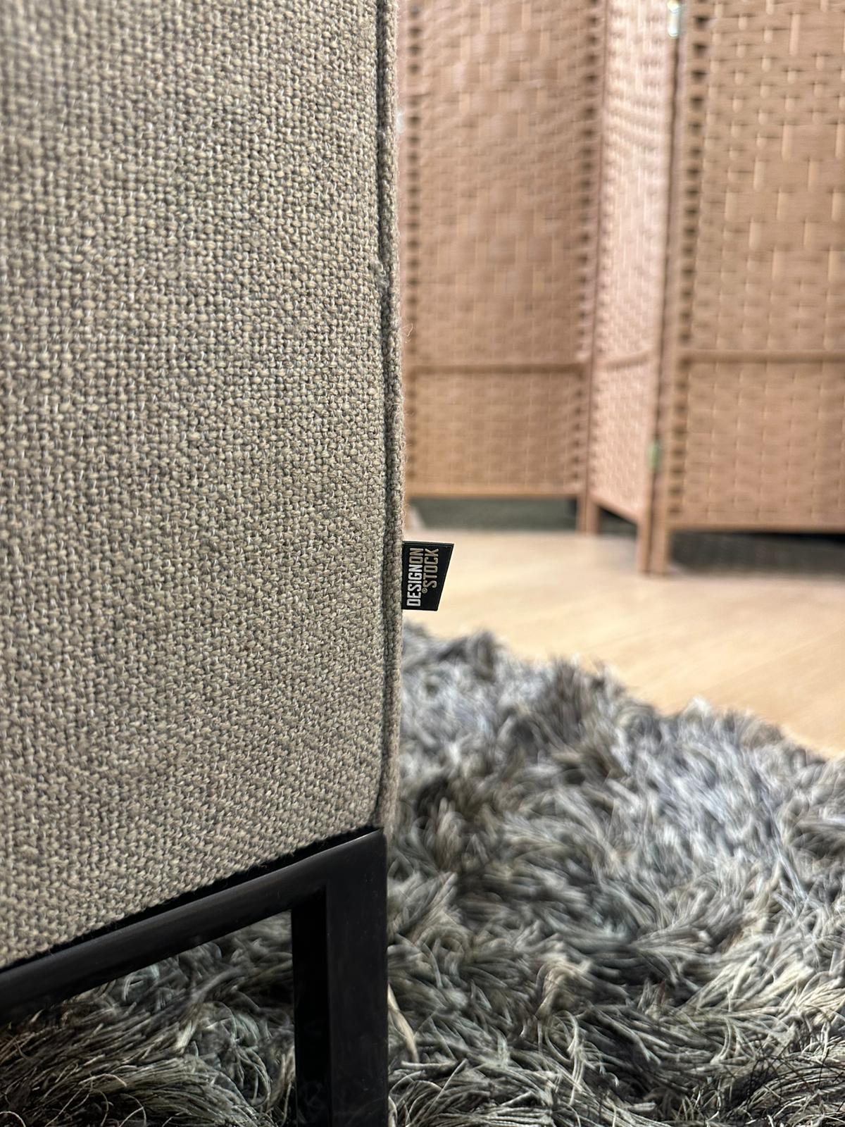 Nieuwstaat Design on Stock Aikon Lounge – NP: €8.500