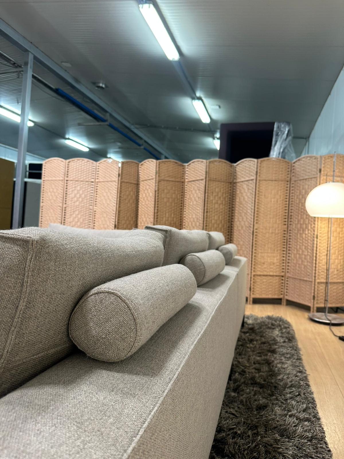 Nieuwstaat Design on Stock Aikon Lounge – NP: €8.500