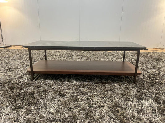 ZGAN Rolf Benz 987 Bijzettafel – NP: €1.497