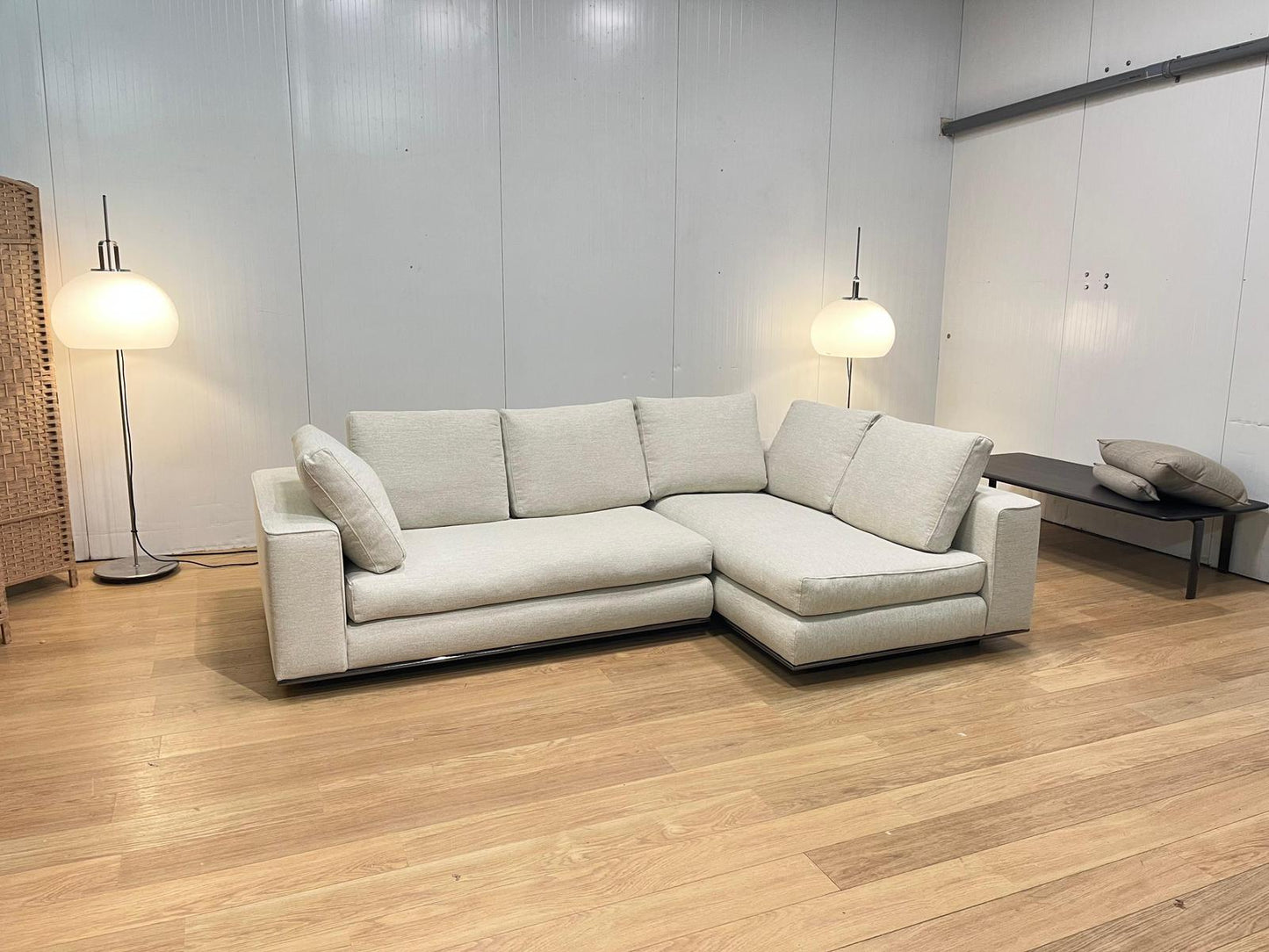 Minotti Hamilton Hoekbank Nieuw Gestoffeerd – NP: €19.500