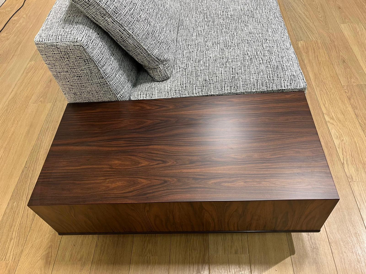 Nieuwstaat Minotti Roger 2 zits met kast – NP €9.000