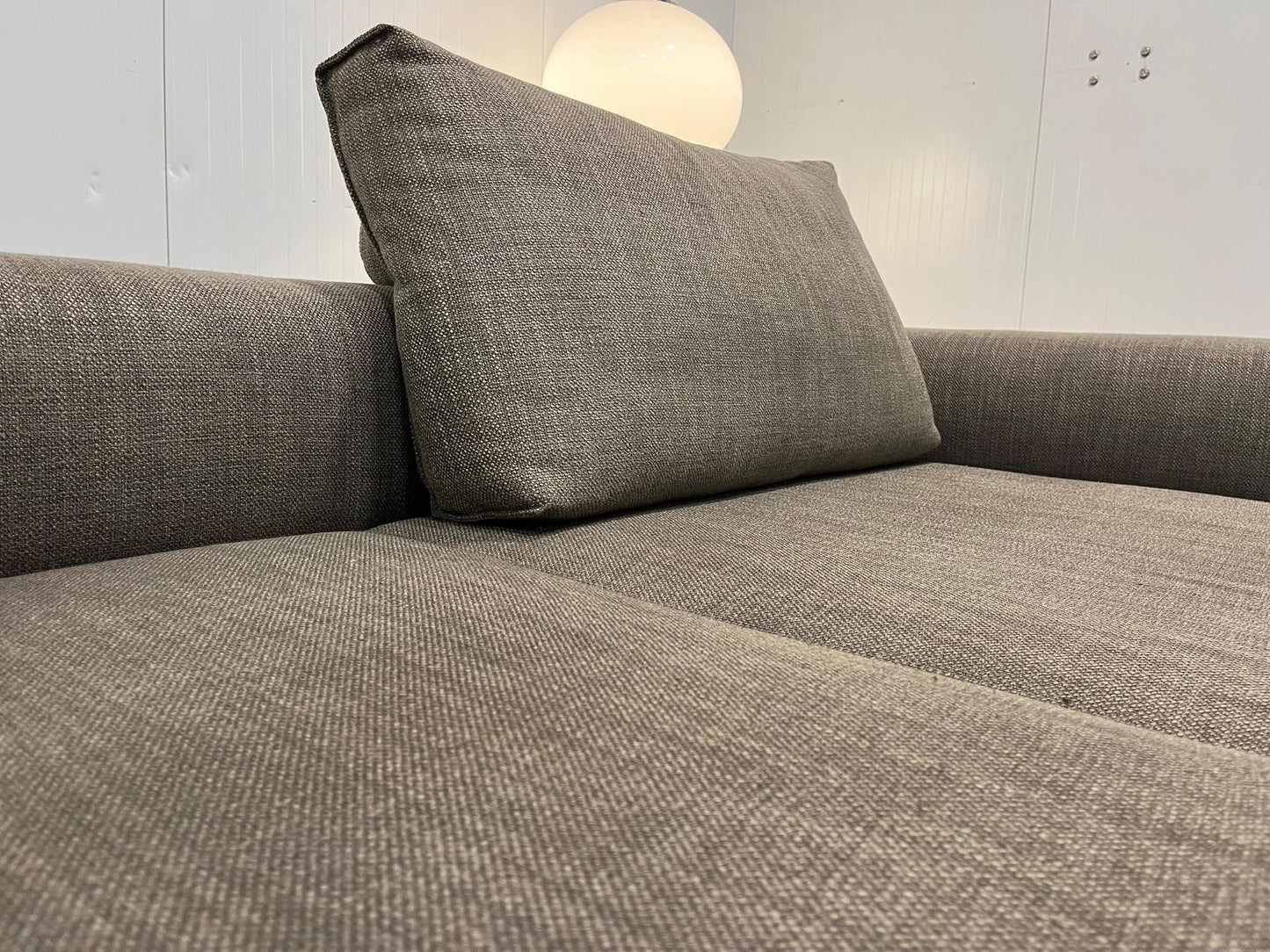 Design on Stock Aikon Lounge Hoekbank Bruin – NP €8.500