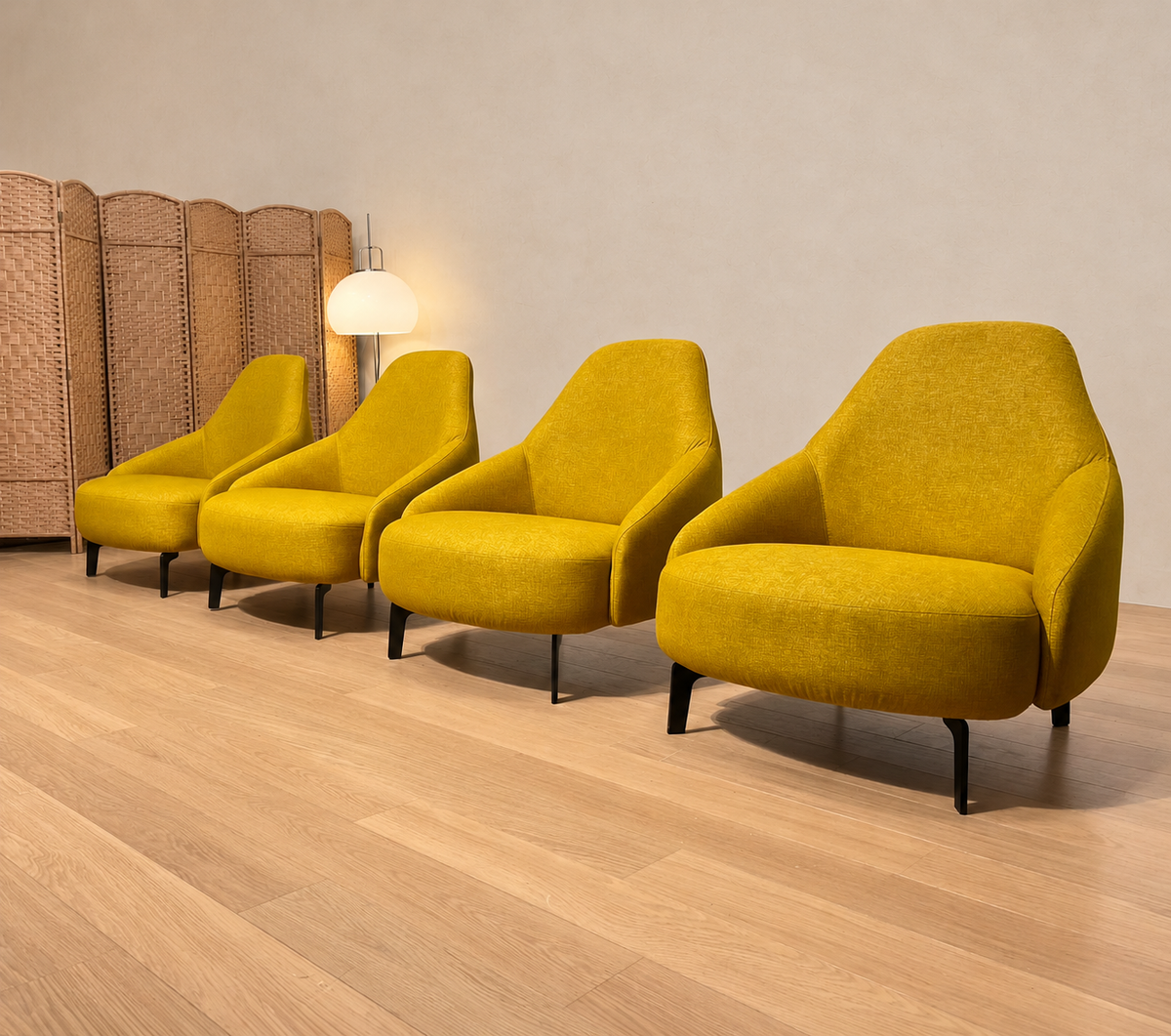 Nieuwstaat 3x Leolux Jill Fauteuil Geel