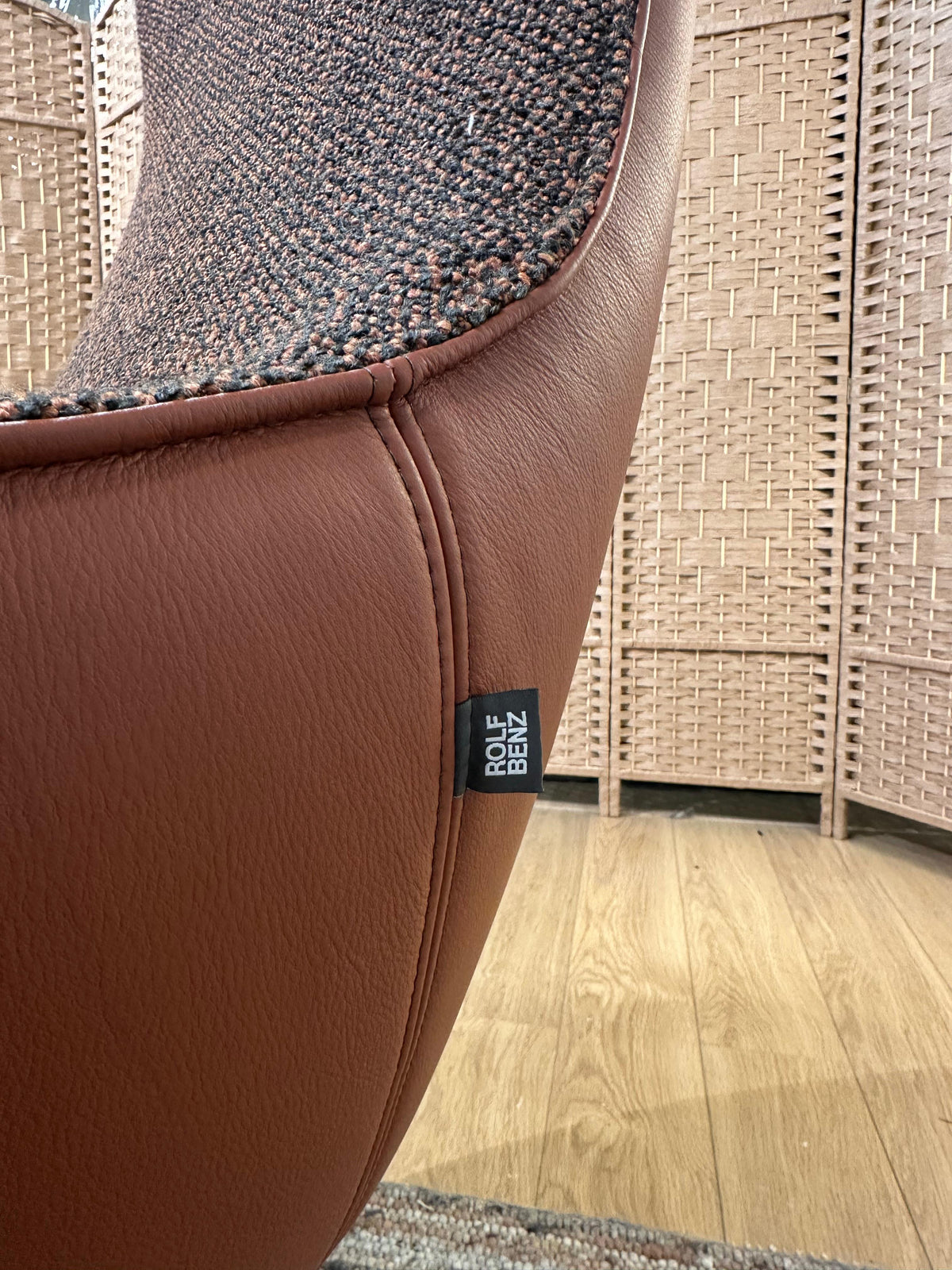 Rolf Benz Meg Draaifauteuil Leder – NP €2.250