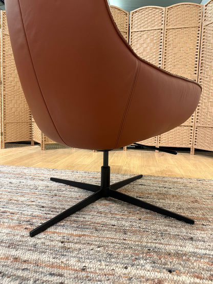 Rolf Benz Meg Draaifauteuil Leder – NP €2.250