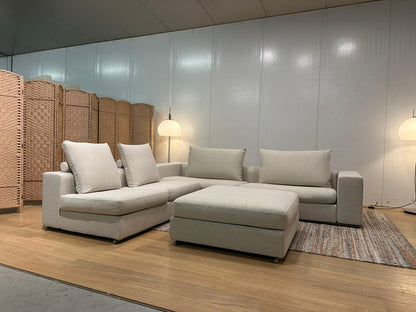 Flexform Groundpiece Hoekbank + Hocker – NP €30.000