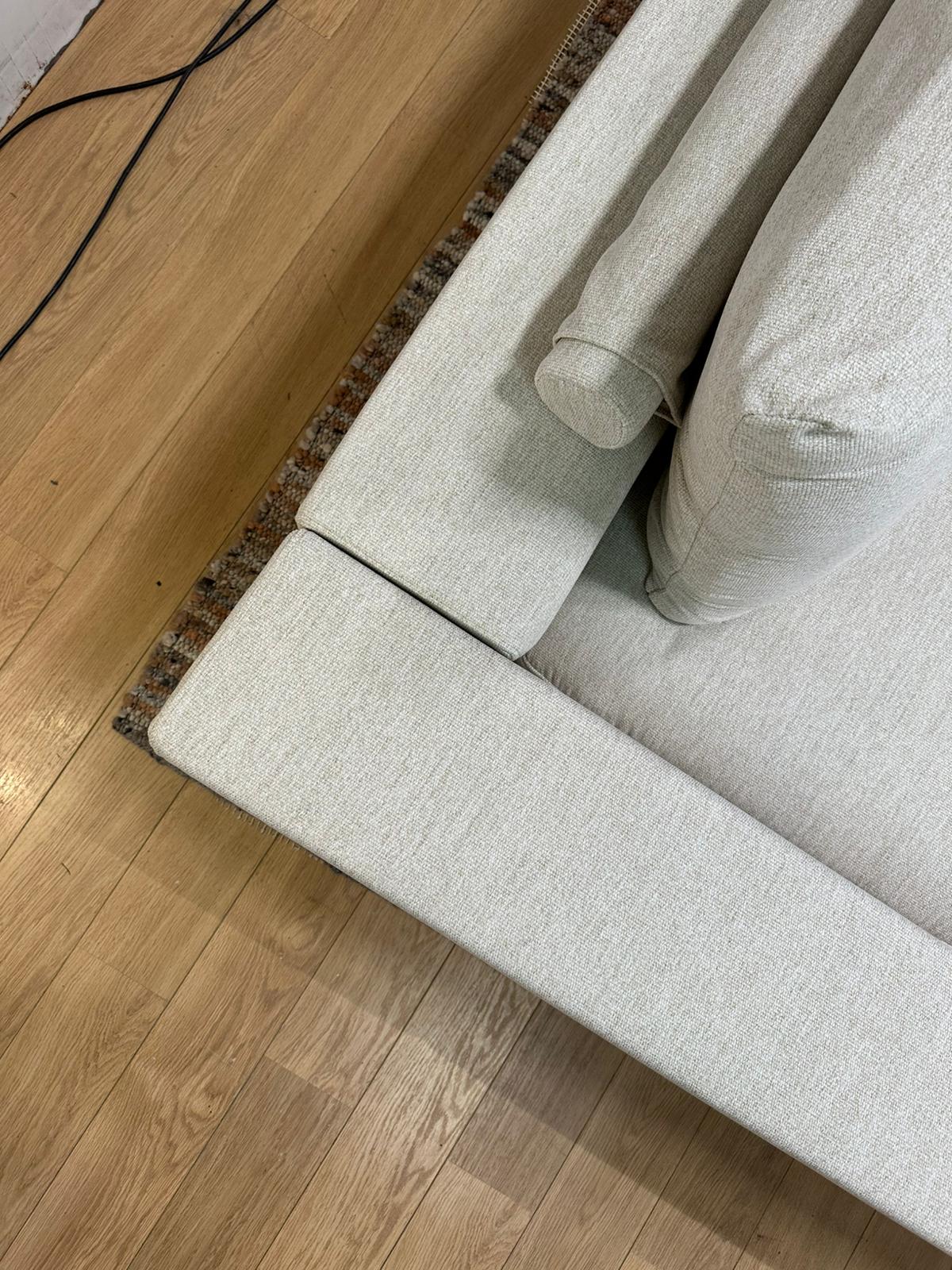 Flexform Groundpiece Hoekbank + Hocker – NP €30.000