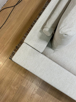 Flexform Groundpiece Hoekbank + Hocker – NP €30.000