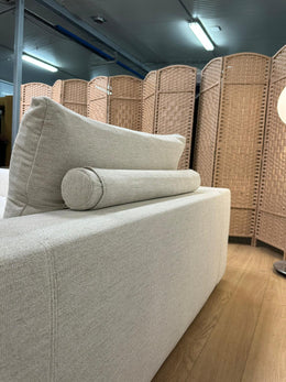 Flexform Groundpiece Hoekbank + Hocker – NP €30.000