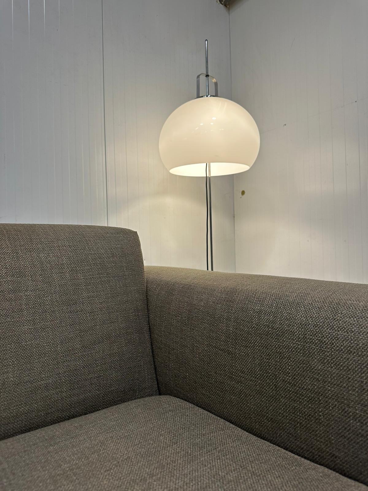 Design on Stock Aikon Hoekbank + Hocker – NP €7.750